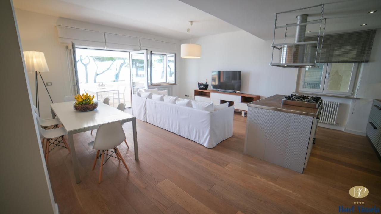 Appartamento Fronte Mare Villa Lory Lignano Sabbiadoro Exterior photo